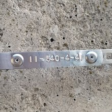 Etykieta aluminiowa bez kleju